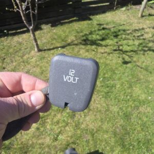 Gniazdo 12 Volt Volvo  NR  9452379