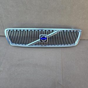 Grill Volvo V70 2000- 04 Nr 9190385 - W trakcie dostawy