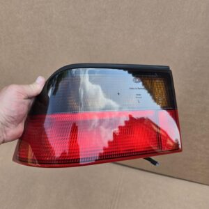 Lampa Lewa Tylna Saab 9000 97 Rok Nr 139905