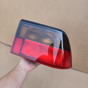 Lampa Prawa Tylna Saab 9000 97 Rok Nr 139906